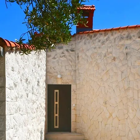 Seastone Alta Villa
