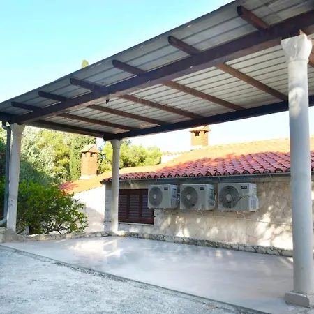 Seastone Alta Beachfront וילה *