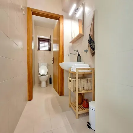 Villa Seastone Alta Beachfront *