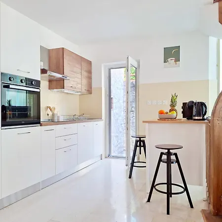 Seastone Alta Beachfront *