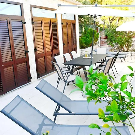 Seastone Alta Beachfront