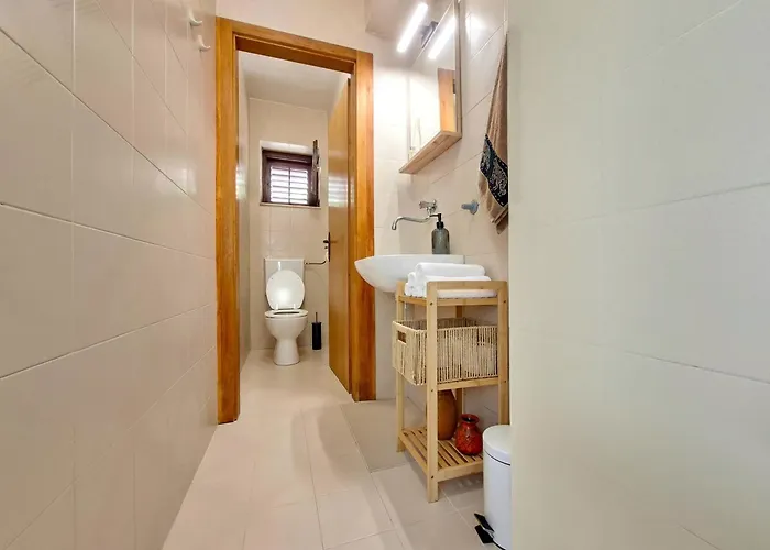 فيلة Seastone Alta Beachfront *