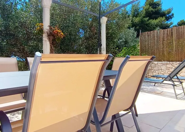 فيلة Seastone Alta Beachfront تروغير