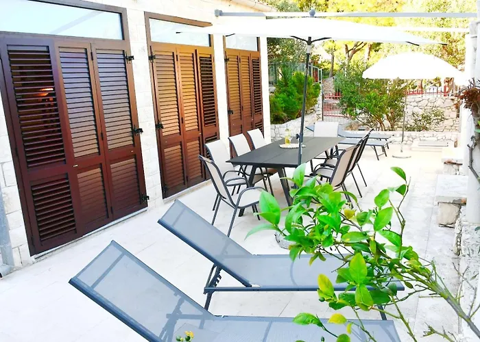 Seastone Alta Beachfront