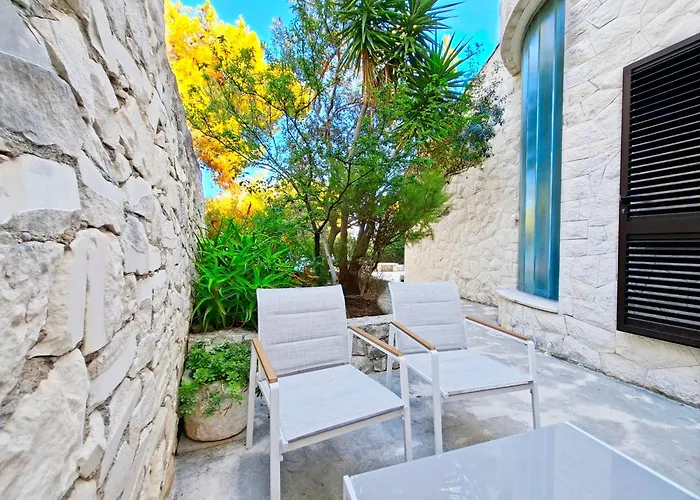 Seastone Alta Beachfront Trogir