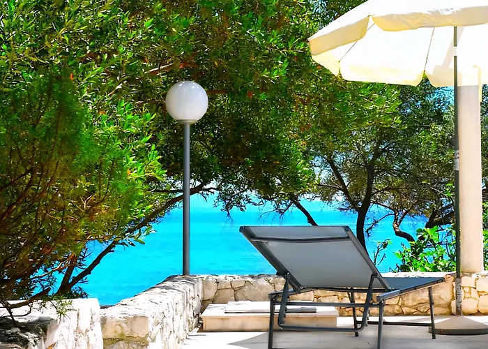 Seastone Alta Beachfront *